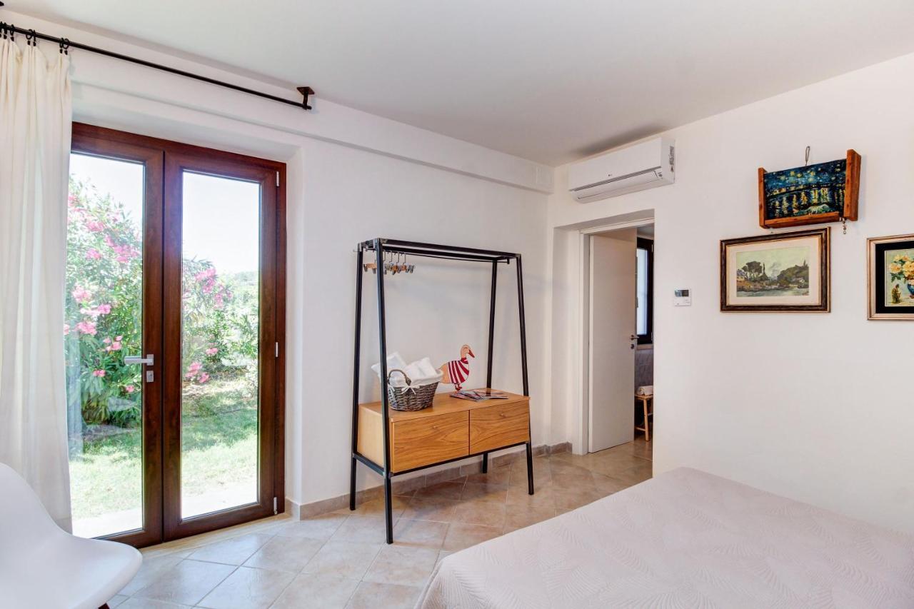 Artemisia Negli Ulivi B&B Magliano in Toscana Eksteriør billede
