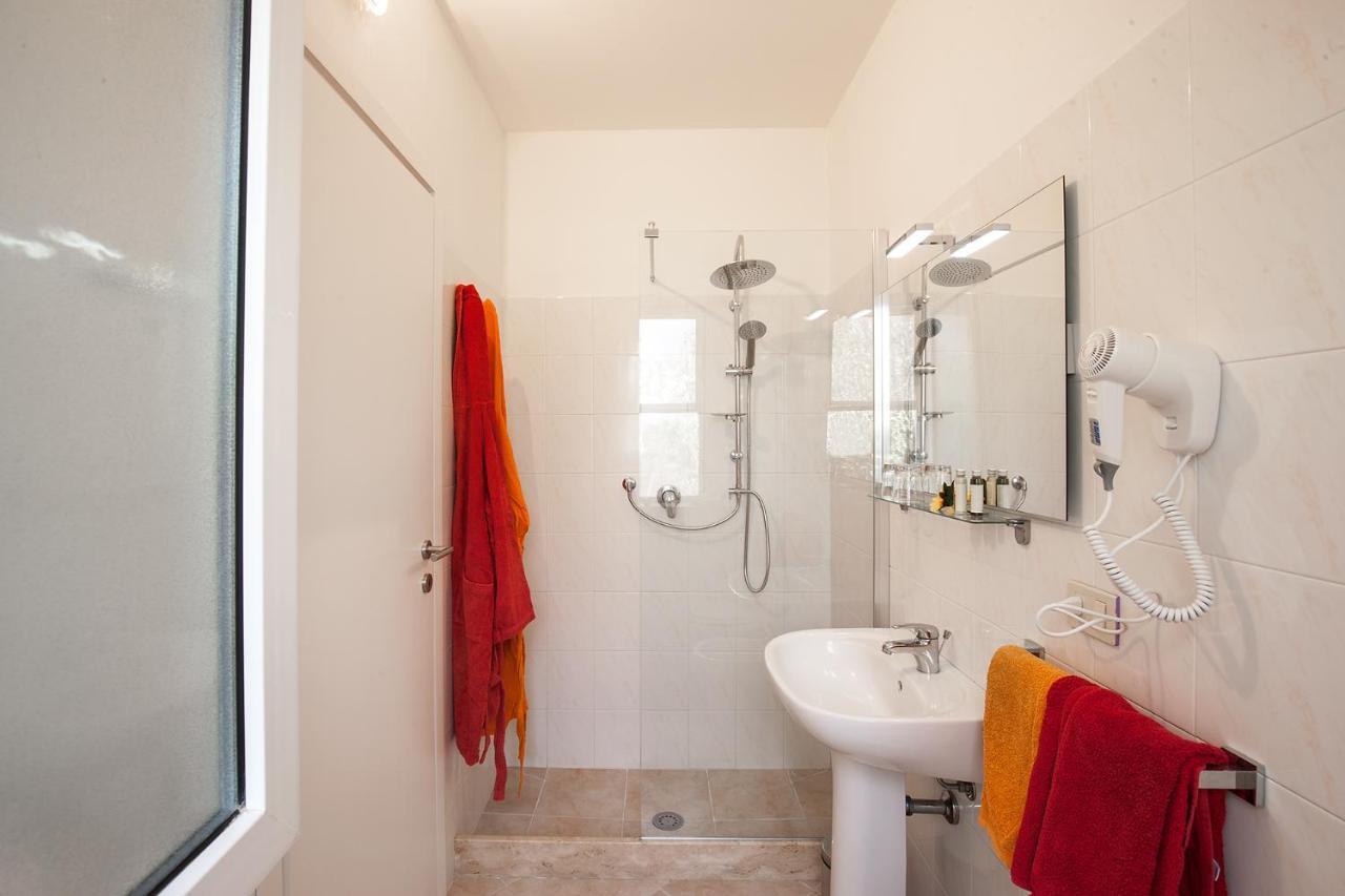Artemisia Negli Ulivi B&B Magliano in Toscana Eksteriør billede