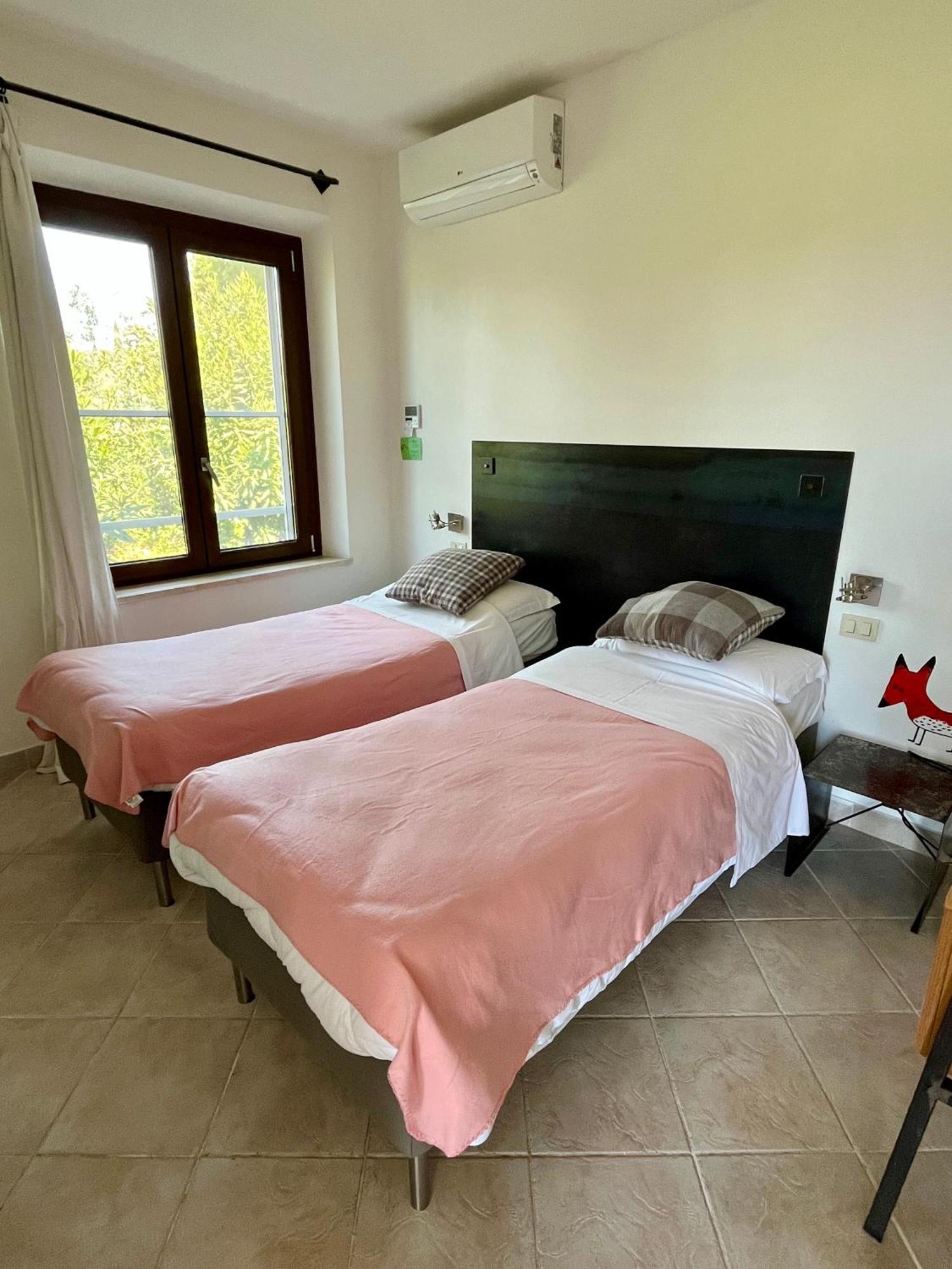 Artemisia Negli Ulivi B&B Magliano in Toscana Eksteriør billede